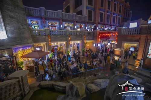 品宝鸡美食 夜幕尚未降临 放眼望去 老街的街道就已经被各色美味小吃