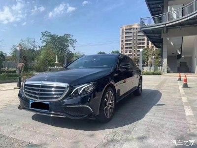 18年奔驰e200l黑色立标