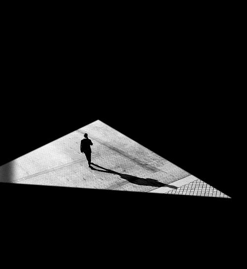 光影下的细节 极具构图美的黑白影像