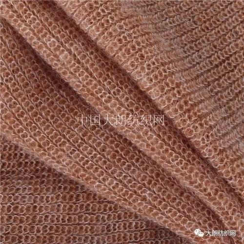 15%viscose 25%nylon 左右             成份:30%浣熊绒 35%羊毛 25%