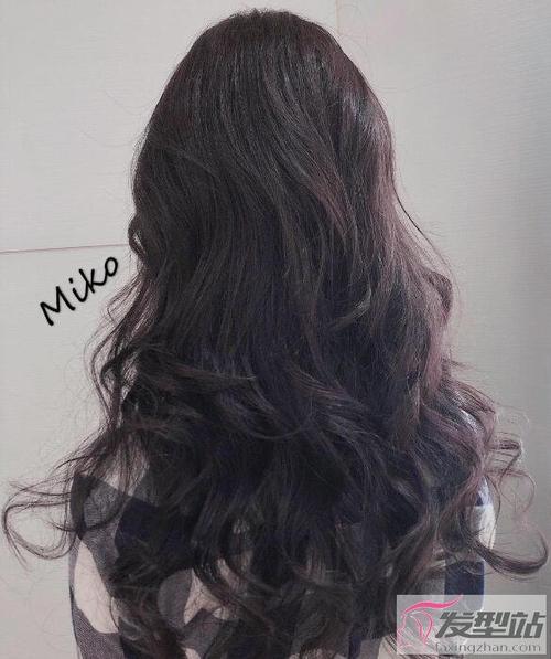 适合学生染的头发颜色绝美极光紫黑色低调不失华丽