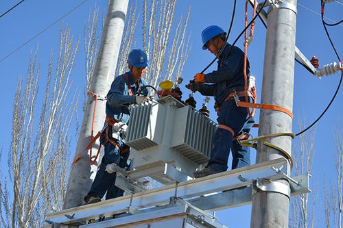 配电台区增容改造工程施工现场