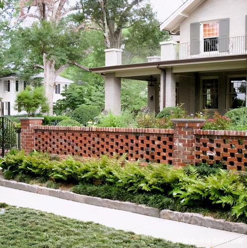 学她们这样围墙,不砌一块红砖,第3种的"石笼墙"真是爱