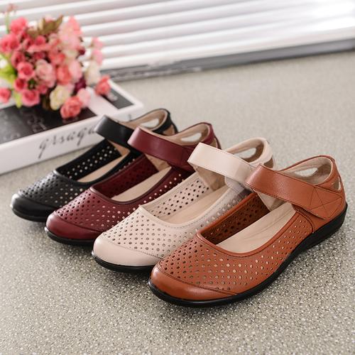 suntek夏季新款镂空皮鞋平底妈妈鞋中老年女凉鞋软底老码奶奶鞋