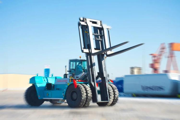 kcl向维斯塔斯交付中国最大叉车