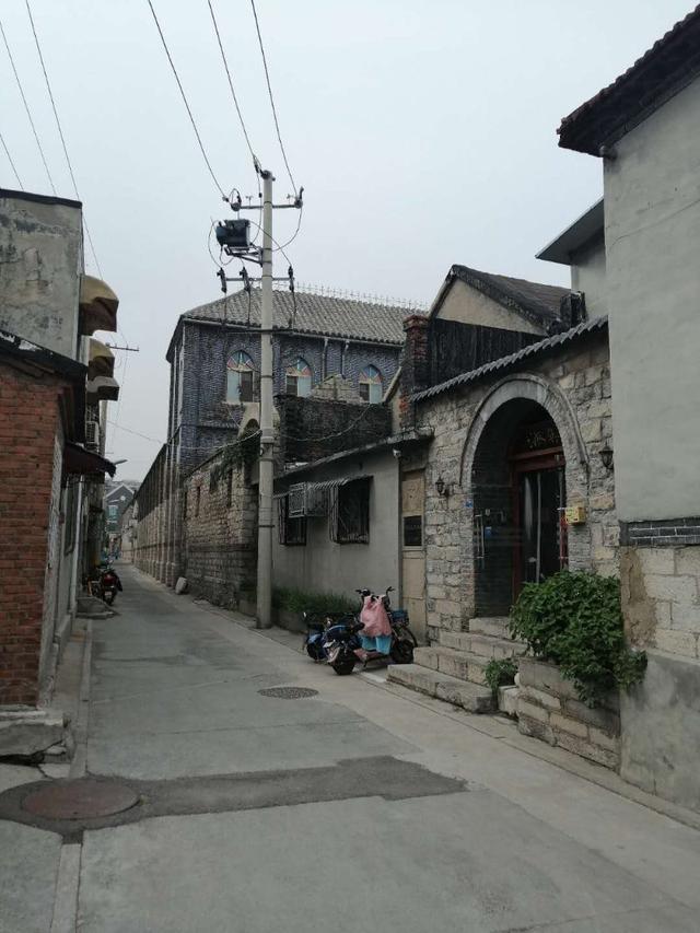 周末,闲走在济南老街巷