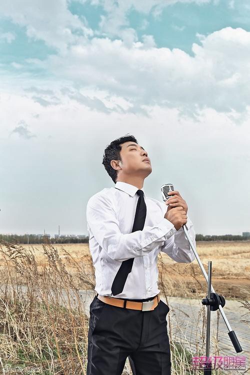 组图:黑龙新单曲首发 时尚写真宣传照曝光_内地音乐_音乐-超级明星