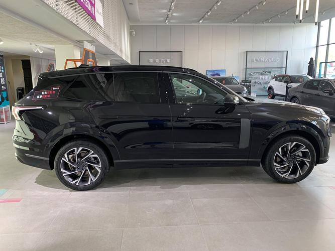 实拍领克09:国产豪华中大型suv,气场是足够了