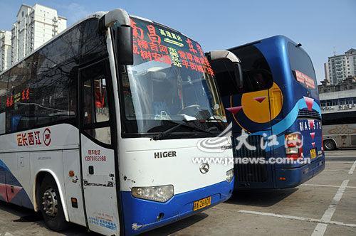 出售桂林大宇(12米)卧铺车