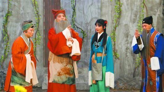 陈德林拿出毕生积蓄拍电影 淮剧电影《腊月雷》圆梦