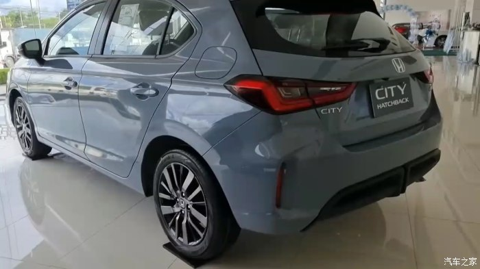 2022款本田锋范turbors到店实拍3