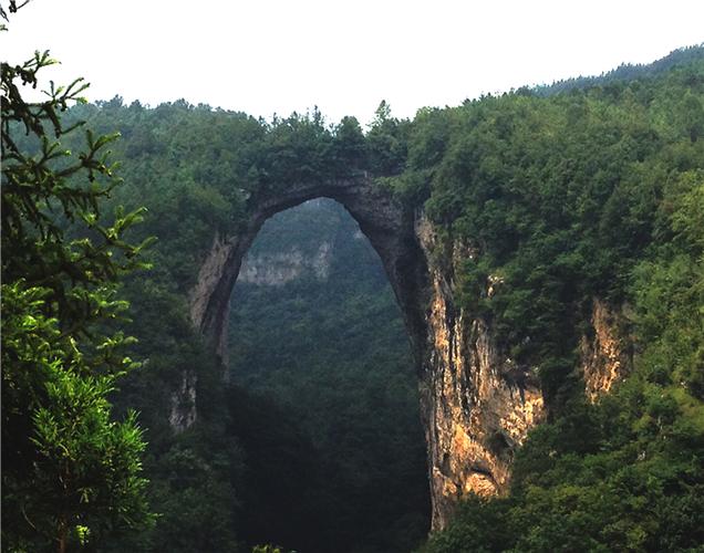 南京清明节郊区旅游好去处一:天生桥