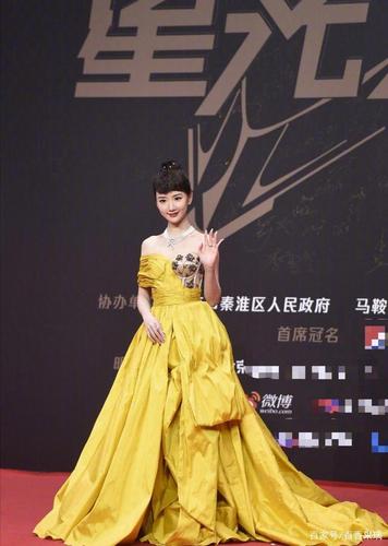 星光大赏女明星的红毯造型太惊艳,你最喜欢谁的红毯