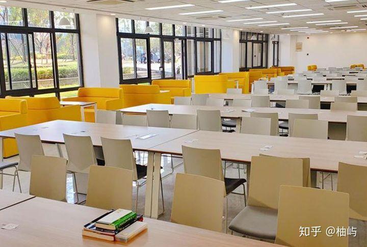 温州商学院的宿舍条件如何?校区内有哪些生活设施?