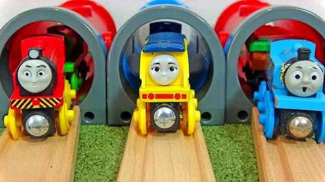 汪汪队立大功 托马斯和他的朋友们之山坡上的南瓜屋