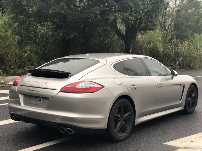 2013年 保时捷帕拉梅拉4.8s 香槟金色黑内