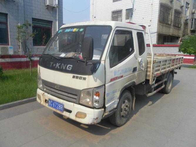 欧铃牌轻型普通货车拍卖公告