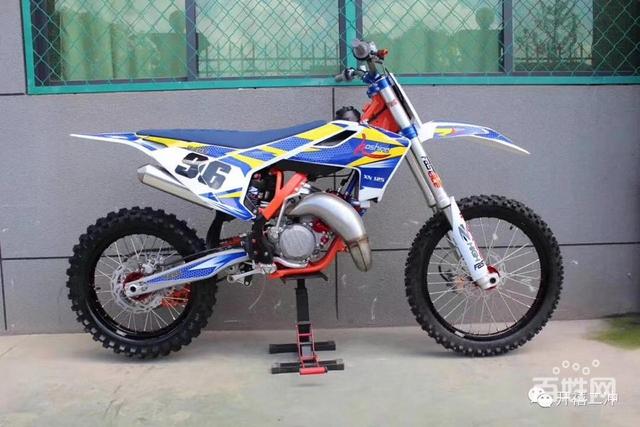 越野摩托高赛开禧赛车2冲越野