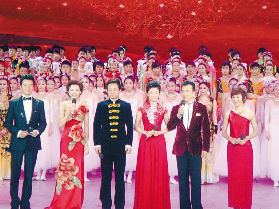 18年春晚语言类节目增多,歌舞类减少,你更想看哪一类?
