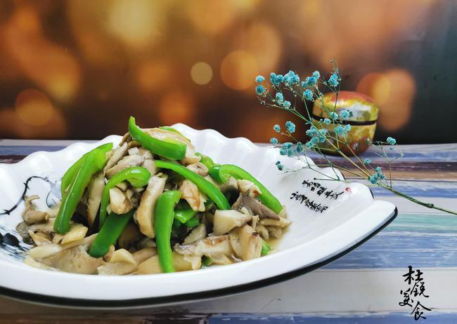 炒蘑菇,有1必加1不加1不做,常有人做错,难怪蘑菇不鲜香