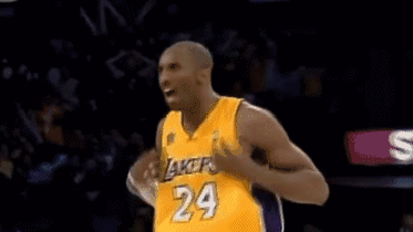 科比离世半生戎马紫衣悬挂