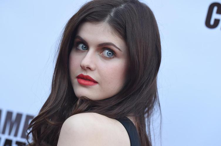 亚历珊德拉·达达里奥 alexandra daddario的图片