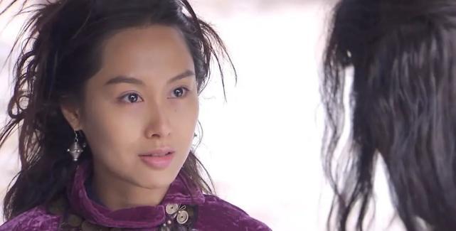 原著中容貌平平无奇的程灵素都是启用阿娇这样的大美人,原著貌若天仙