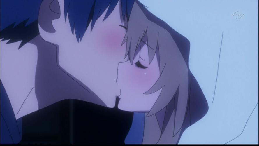 谁有龙与虎接吻的超高清图片(比下图还要清的)