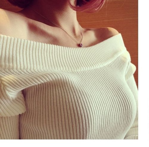 衣长:常规款(51-65cm)  版型:修身  款式:套头  厚薄:适中  元素:露肩