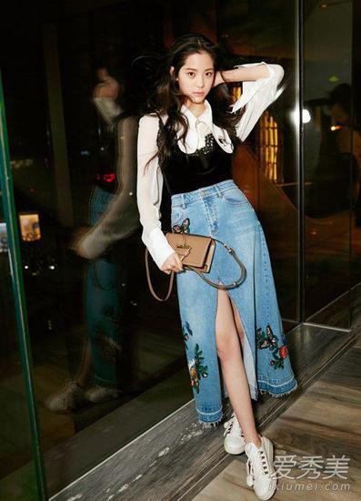 跟欧阳娜娜学穿搭 演绎随性温柔风