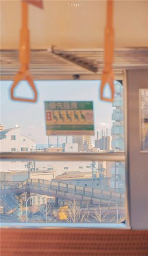 个性唯美好看的空间背景壁纸有些人喜欢你是因为你就是他的快乐