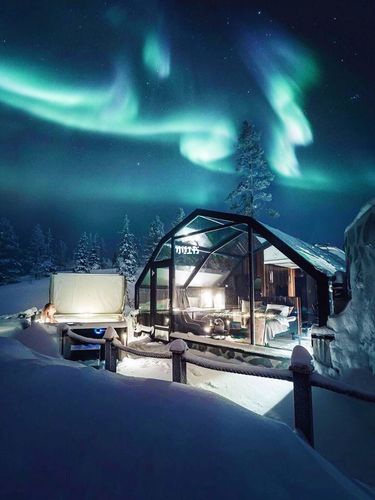芬兰|此生必住最美玻璃屋,躺在床上看极光_极光_可瑞安怎么样_星空