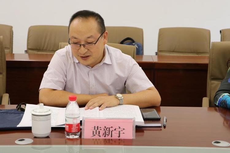 山东省农业厅组织专家到奎文区调研社区集体经济运行情况