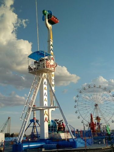 克拉玛依的游乐场.