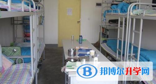 南部县第二中学2021年宿舍条件