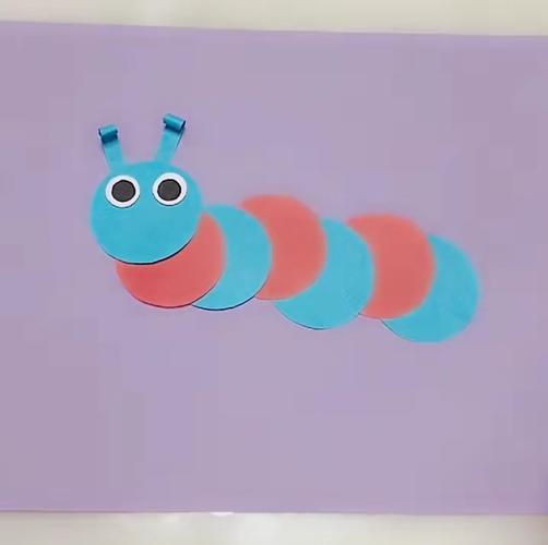 郭家屯镇葫芦寺幼儿园小班手工课《毛毛虫》