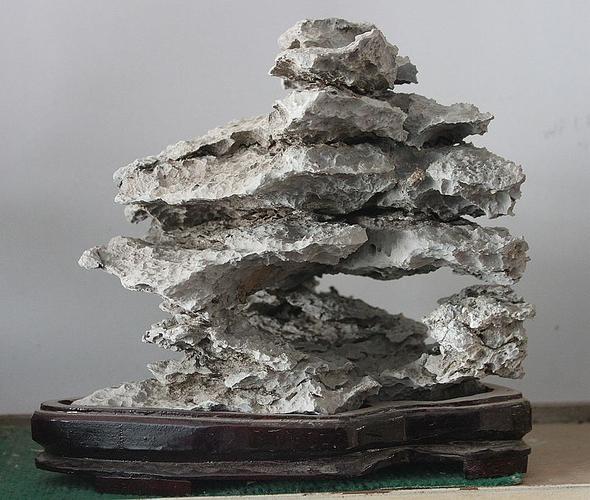 英德石 奇石精品 奇石摆件 灵璧石毛石原石 山峰石摆件 玲珑剔透