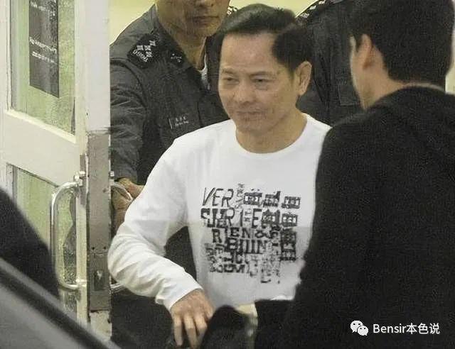 崩牙驹出狱10年黑社会投身币圈被骗6亿忍气吞声改卖牛仔裤