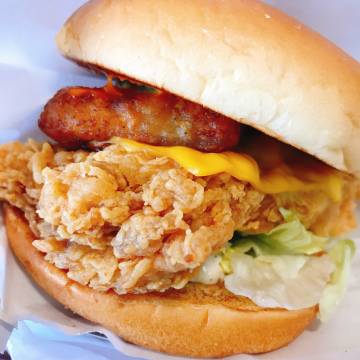 肯德基的鳕鱼芝士鸡腿堡好吃好吃