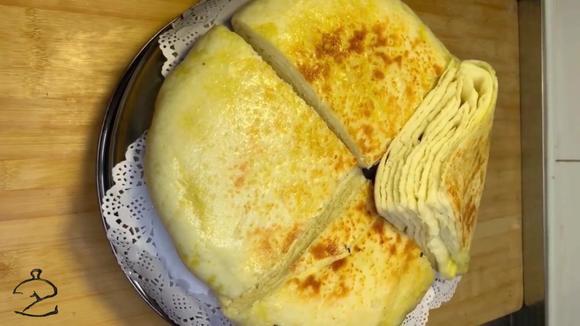 这样做出的发面千层饼,凉了也不硬,太适合老人和小孩了!