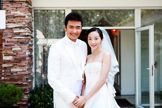 韩雪结婚照曝光 胡兵深情呼唤"亲爱的,回家"