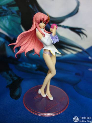 篇四:永恒の女神第一弹 — megahouse 拉克丝·克莱茵 歌姬装pvc手办