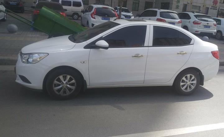 雪佛兰-赛欧 2015款 赛欧3 1.5l 手动理想天窗版