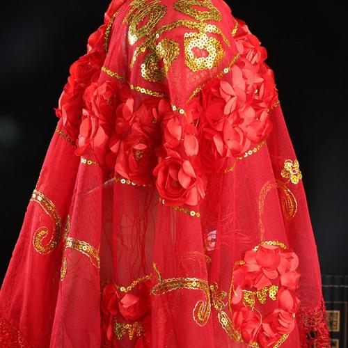 新娘出嫁红盖头婚礼复古大红喜字刺绣中式新娘花瓣流苏红盖头批