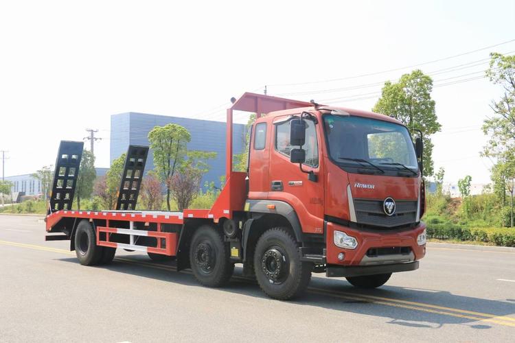 福田小三轴平板运输车价格 低平板运输车厂家 短轴距平板车