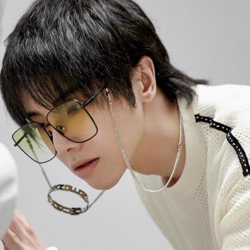 【2库】华晨宇同款 简约清新彩色镜片太阳镜墨镜 w*