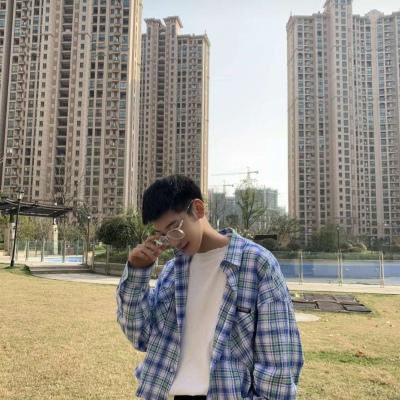 qq头像暖男阳光头像