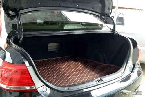 丰田凯美瑞后备箱