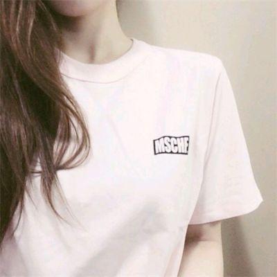 难过,一个人承受就好,女生头像图片-回车桌面