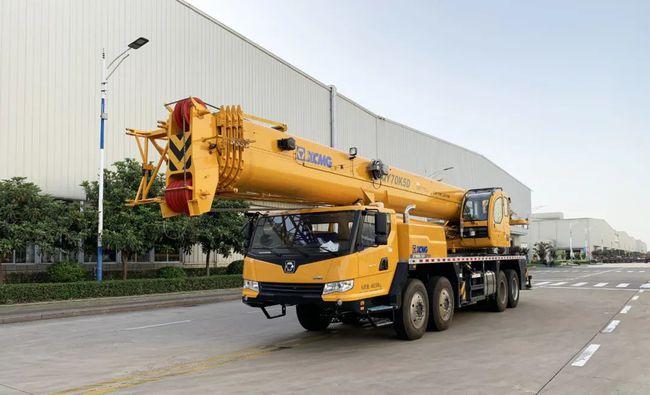 徐工大皮卡qy70k5d1吊车四桥五节臂主臂505m新高度